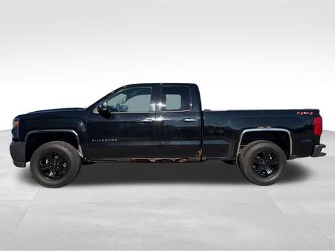 Used 2018 Chevrolet Silverado 1500 W/T w/ WT Convenience Package AWD/4WD image 8