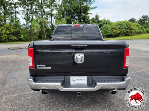 Used 2022 RAM 1500 Big Horn RWD image 5