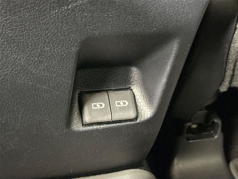 Certified 2024 Toyota 4Runner SR5 Premium AWD/4WD image 38