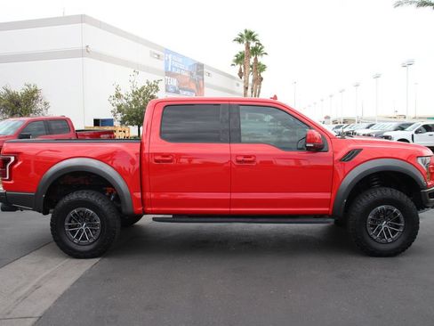 Used 2019 Ford F150 Raptor w/ Equipment Group 802A Luxury AWD/4WD image 10