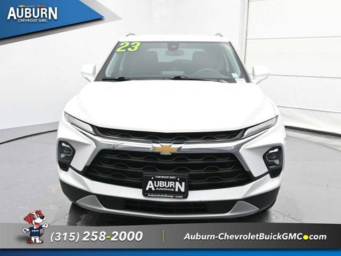 Used 2023 Chevrolet Blazer LT w/ Convenience Package image 3