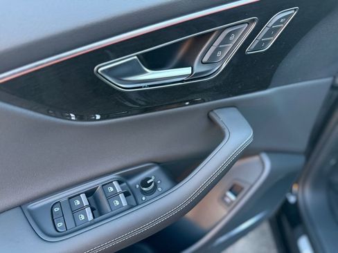 New 2026 Audi Q8 Premium Plus image 13