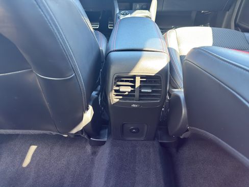 Used 2024 Ford Escape ST-Line w/ Tech Pack #1 AWD/4WD image 16