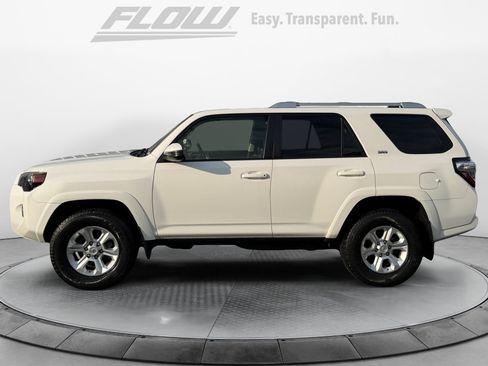 Certified 2016 Toyota 4Runner SR5 AWD/4WD image 5