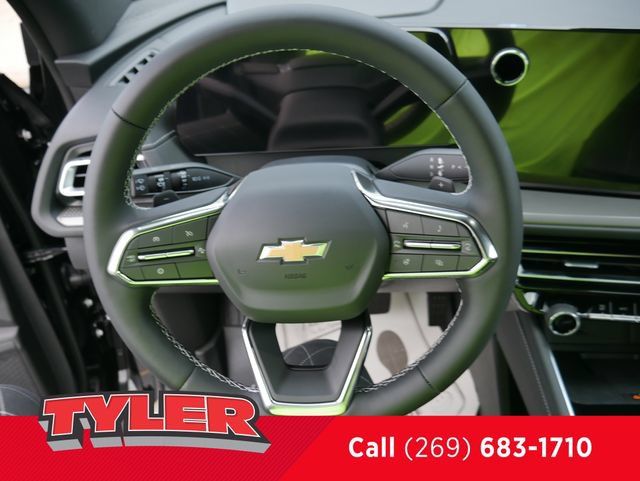 New 2026 Chevrolet Traverse LT w/ Driver Confidence Package AWD/4WD image 29