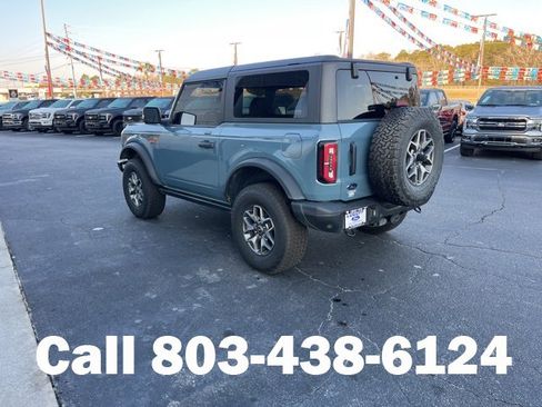 Used 2022 Ford Bronco Badlands image 32