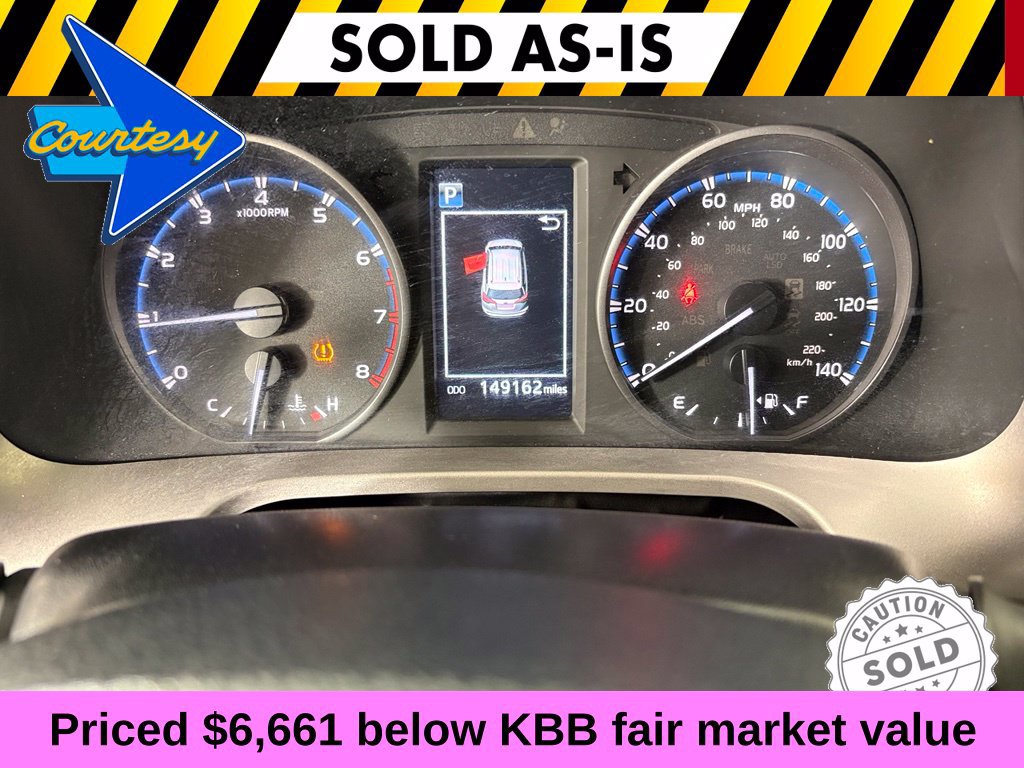 Used 2017 Toyota RAV4 LE w/ Carpet Mat Package FWD image 26