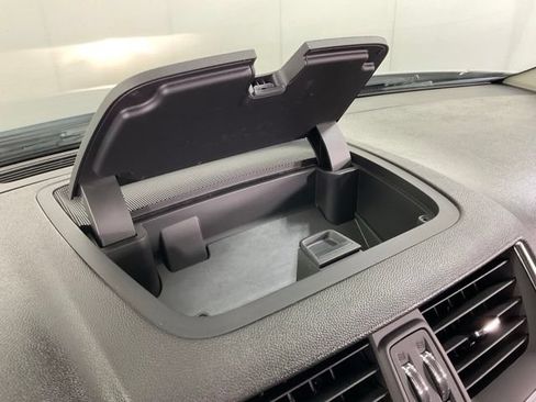 Used 2016 GMC Acadia SLT w/ Premium Edition FWD image 26