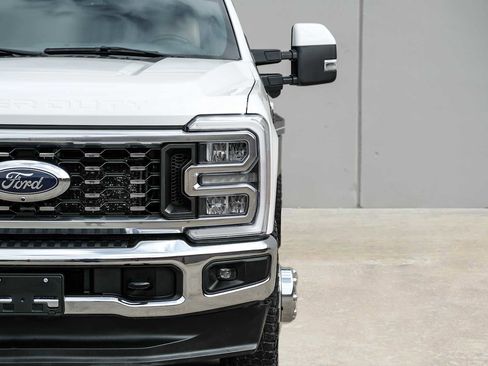 Used 2023 Ford F350 Lariat w/ FX4 Off-Road Package image 45