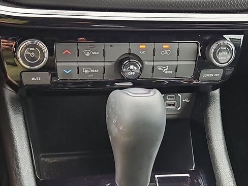 New 2026 Jeep Compass Latitude AWD/4WD image 57