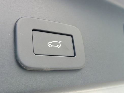 New 2026 Land Rover Range Rover Evoque Dynamic SE image 12