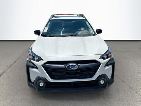 Used 2024 Subaru Outback Premium AWD/4WD image 2