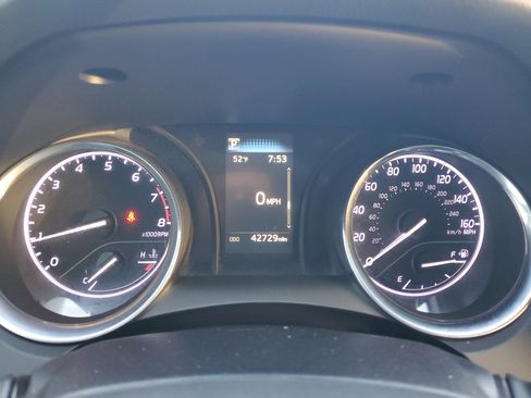 Used 2020 Toyota Camry SE image 15