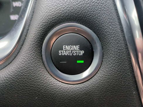 Used 2024 Chevrolet Traverse LT image 17