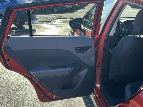 Certified 2025 Subaru Crosstrek 2.0i Premium image 21