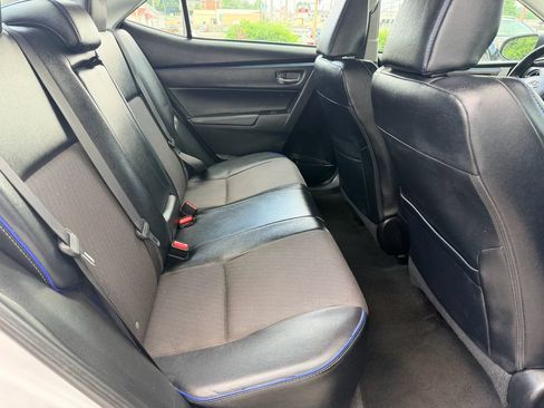 Used 2017 Toyota Corolla SE FWD image 15