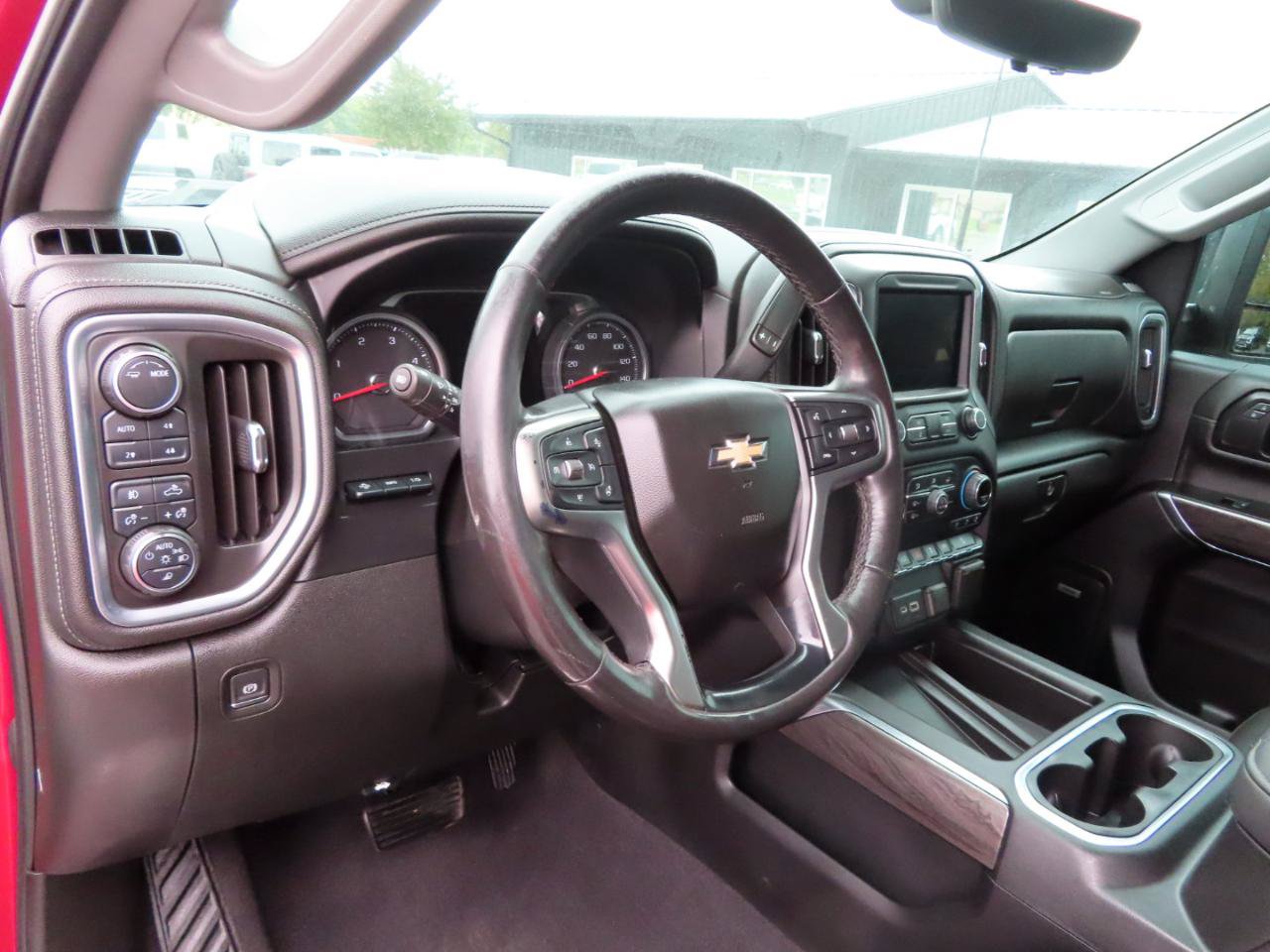 Used 2020 Chevrolet Silverado 3500 LTZ w/ LTZ Plus Package AWD/4WD image 32