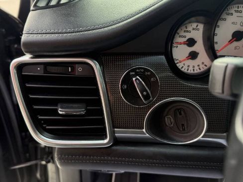 Used 2014 Porsche Panamera GTS image 21