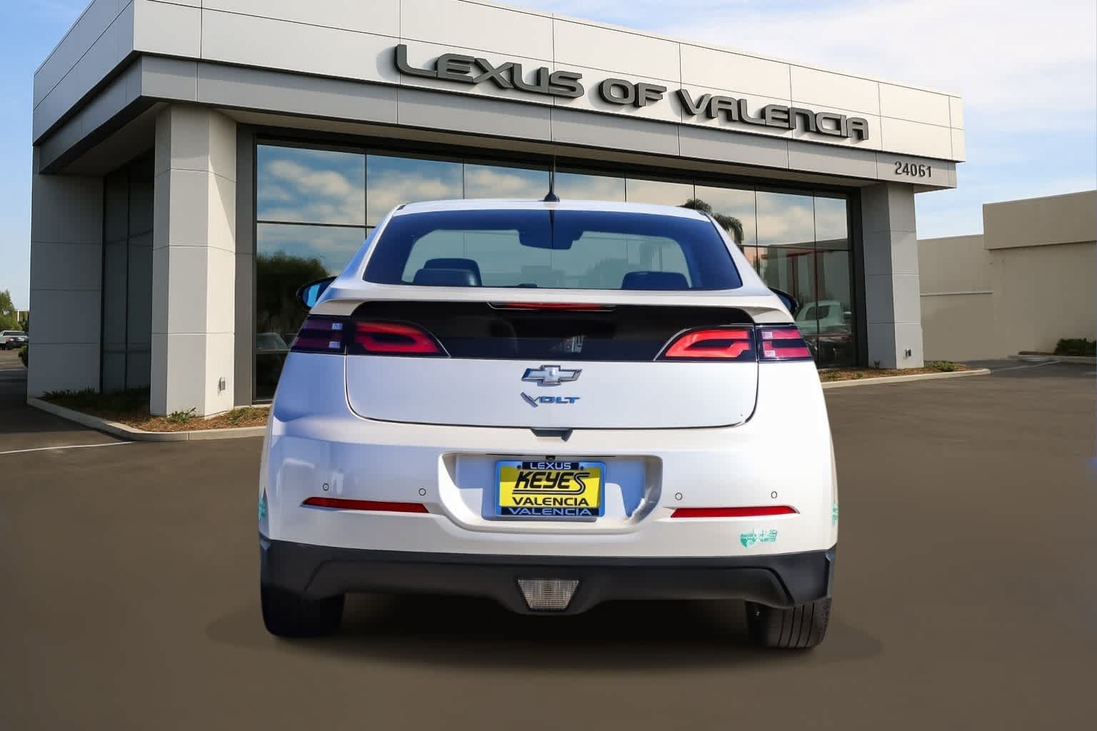 Used 2013 Chevrolet Volt Premium w/ Premium Trim Package FWD image 3