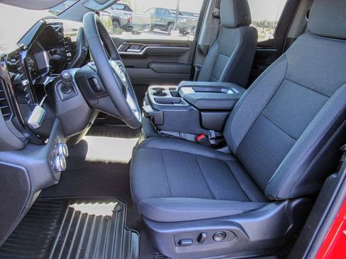 New 2026 GMC Sierra 1500 SLE w/ X31 Off-Road Package image 15