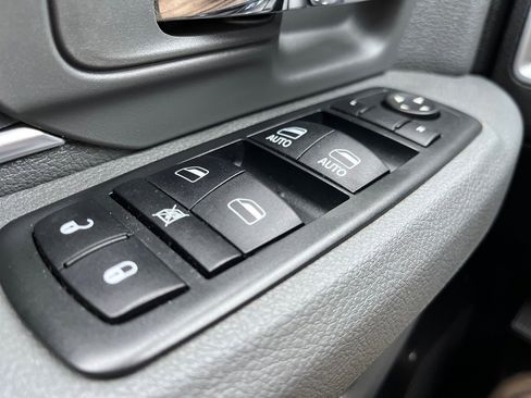 Used 2013 RAM 1500 Classic SLT w/ Big Horn Equipment Group image 26