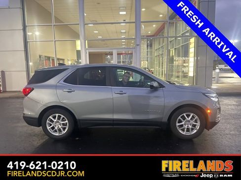 Used 2023 Chevrolet Equinox LT image 27