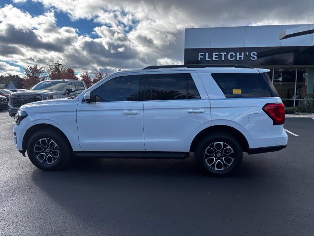 Used 2024 Ford Expedition XLT AWD/4WD image 8