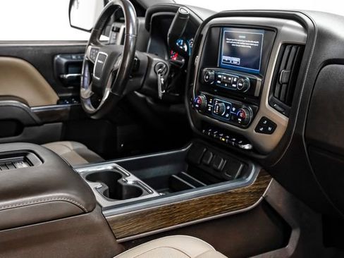 Used 2018 GMC Sierra 1500 Denali AWD/4WD image 29