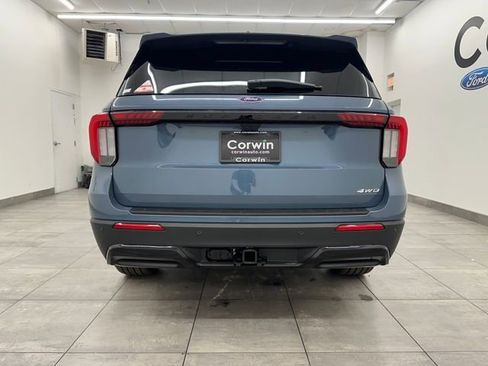 New 2026 Ford Explorer ST-Line w/ ST-Line Street Pack image 4