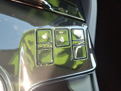 Used 2023 Kia Sportage EX image 24