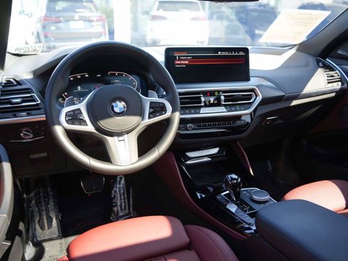 Certified 2023 BMW X4 xDrive30i w/ M Sport Package AWD/4WD image 7