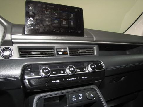 Certified 2025 Honda Pilot EX-L image 7