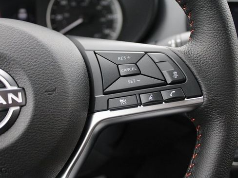 New 2025 Nissan Versa SR w/ Trunk Package image 11