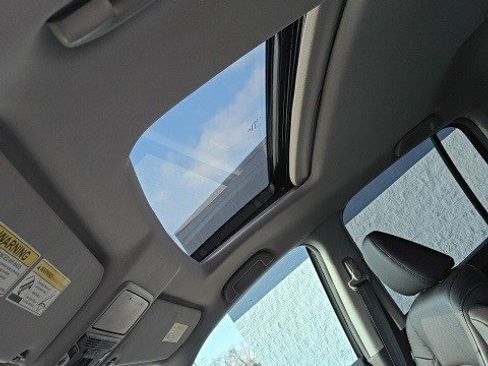 Used 2018 Honda Ridgeline RTL-E image 12