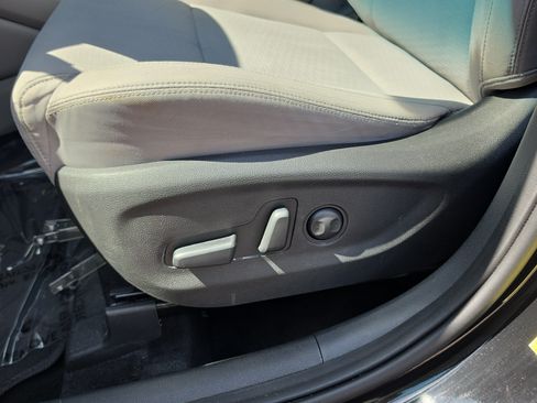 Used 2021 Hyundai Tucson Value FWD image 20