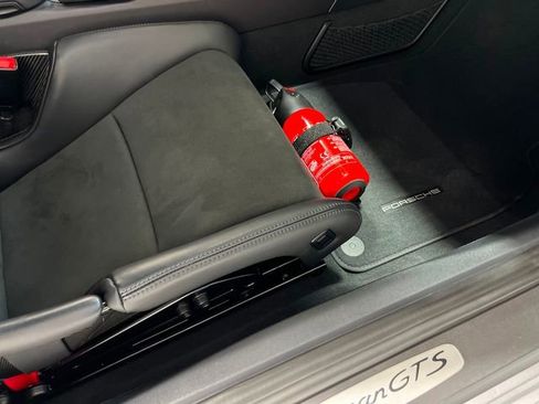 Used 2022 Porsche 718 Cayman GTS w/ Premium Package image 31