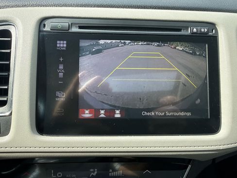 Used 2017 Honda HR-V EX image 22