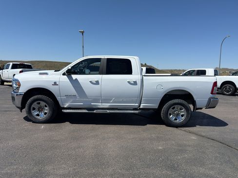 Used 2021 RAM 2500 Big Horn AWD/4WD image 8