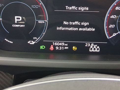 Used 2022 Audi e-tron GT Prestige image 17