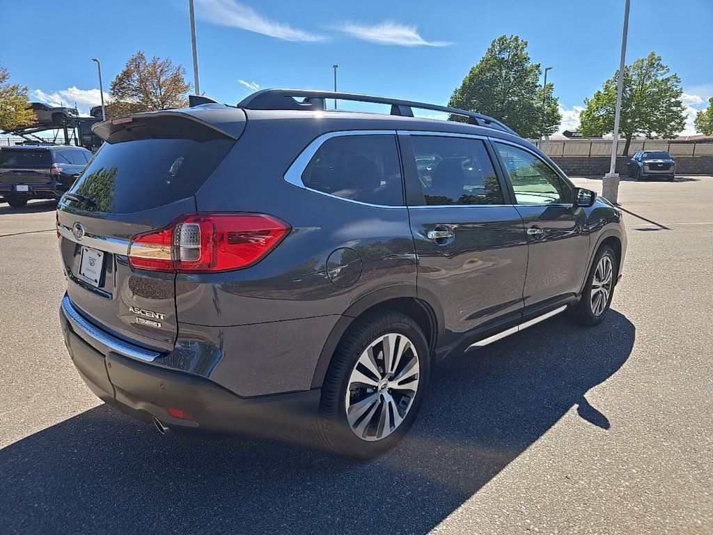 Used 2022 Subaru Ascent Touring AWD/4WD image 5