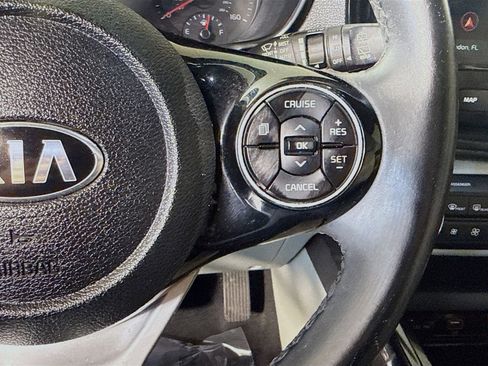 Used 2021 Kia Soul EX image 15