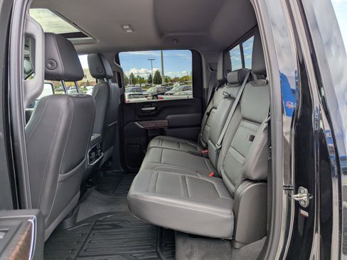 Used 2020 GMC Sierra 2500 Denali w/ Denali Ultimate Package AWD/4WD image 34