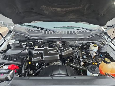 Used 2017 Ford F250 XLT w/ FX4 Off-Road Package image 20
