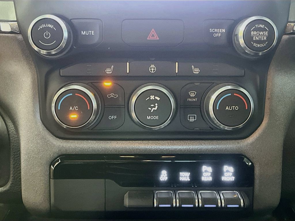 Used 2022 RAM 1500 Big Horn w/ Built-to-serve Edition AWD/4WD image 15