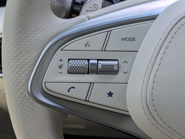 Used 2025 Genesis Electrified GV70 w/ Prestige Package AWD/4WD image 27