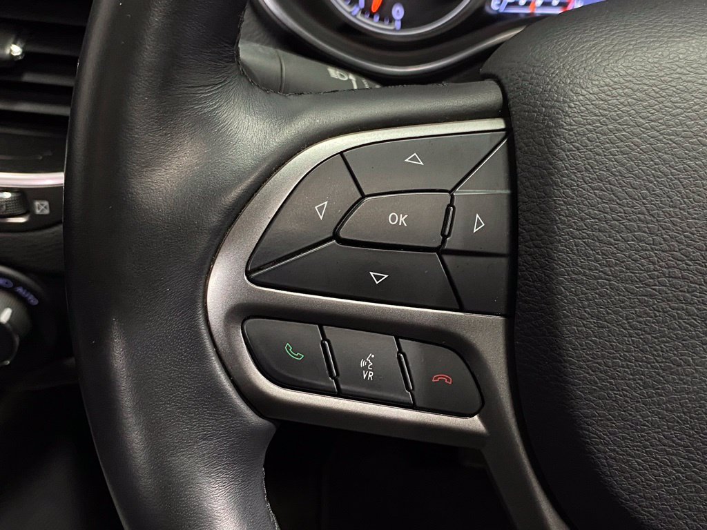 Used 2019 Jeep Cherokee Limited AWD/4WD image 33