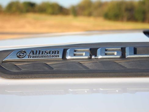 Used 2024 Chevrolet Silverado 2500 Custom w/ Custom Convenience Package AWD/4WD image 8