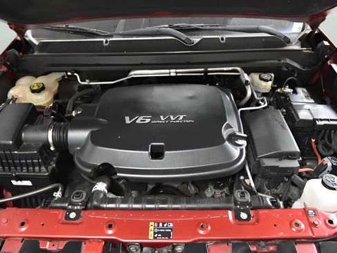 Used 2018 Chevrolet Colorado ZR2 image 33