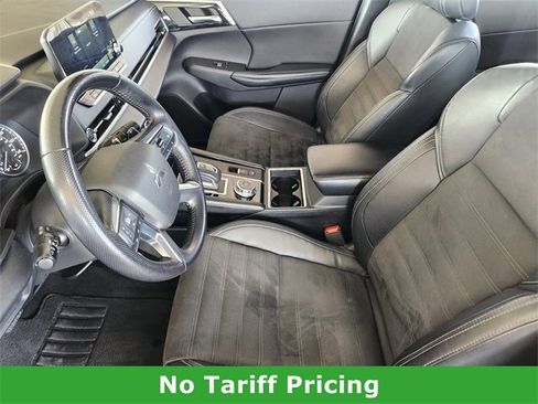 Used 2022 Mitsubishi Outlander SE image 12