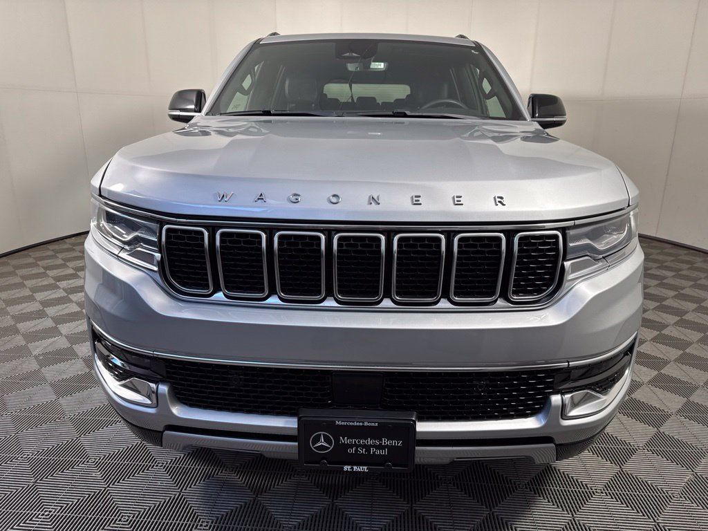 Used 2024 Jeep Wagoneer Series II w/ Flexible Seating Group AWD/4WD image 11